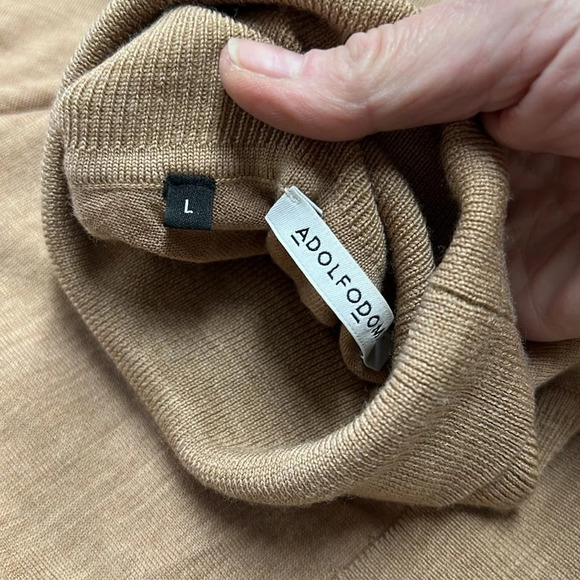 Men’s Adolfo Dominguez Tan Merino Wool Turtleneck Sweater Size Large - Picture 11 of 11